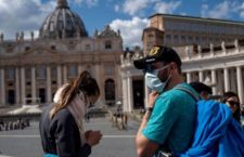 VIDEO: Isus u Presvetom Oltarskom Sakramentu na praznim ulicama Italije